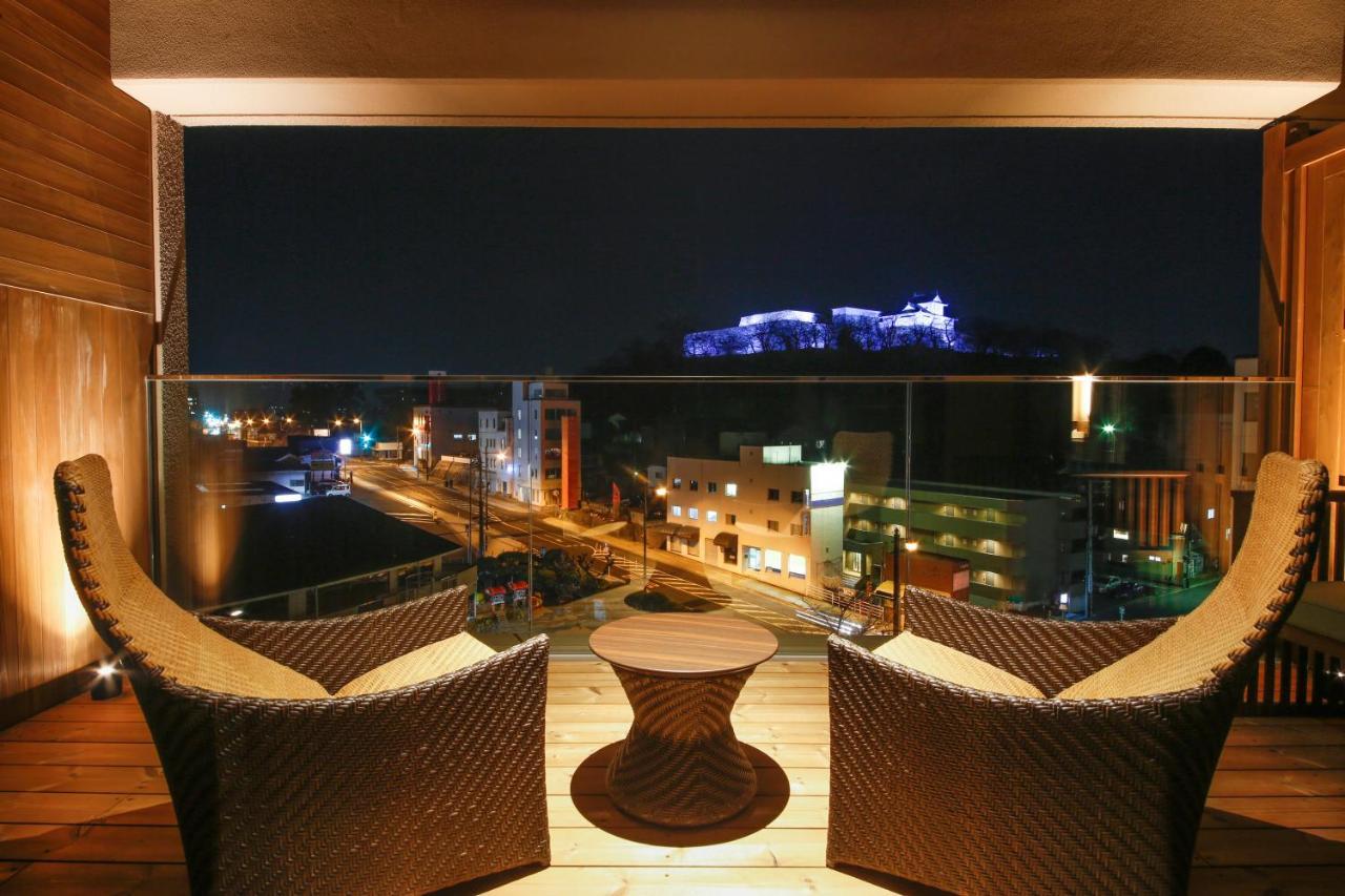 The Shiroyama Terrace Tsuyama Villa Екстер'єр фото