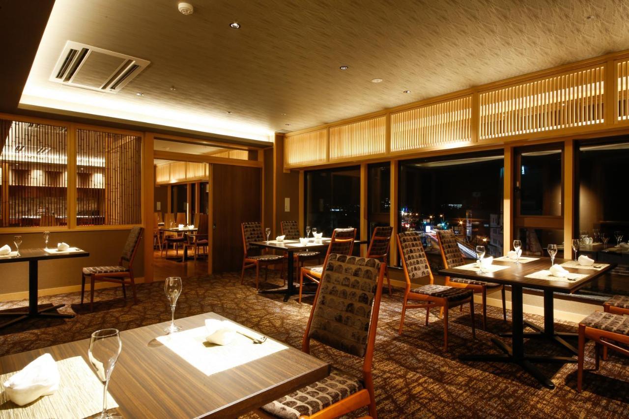 The Shiroyama Terrace Tsuyama Villa Екстер'єр фото